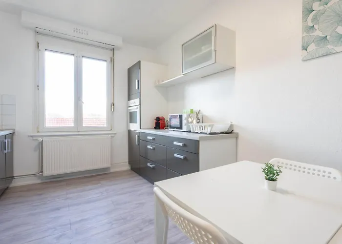 Magnifique Stationnement Gratuit